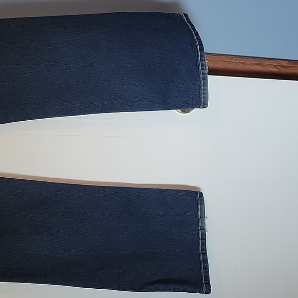 ND Weekend Women's Bootcut Jeans with beautiful embroidery Cross pockets Size 12 - Picture 6 of 9